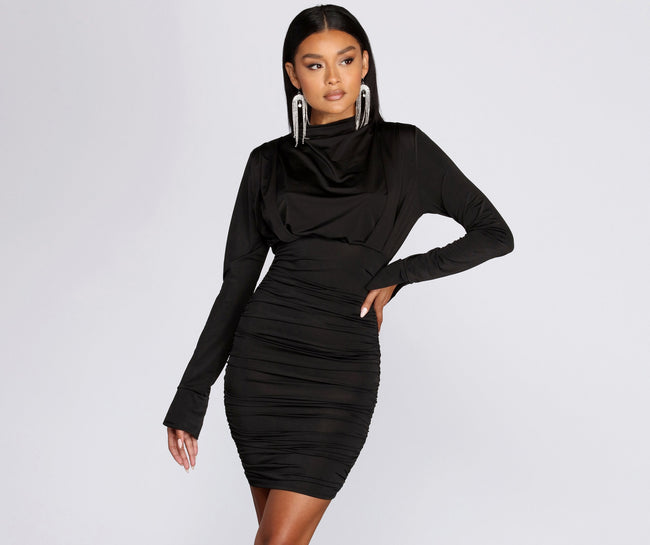 Stunning And Chic Mini Dress - Lady Occasions Main image