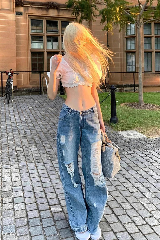 Wide-Leg Relaxed-Fit Distressed Jeans Main image