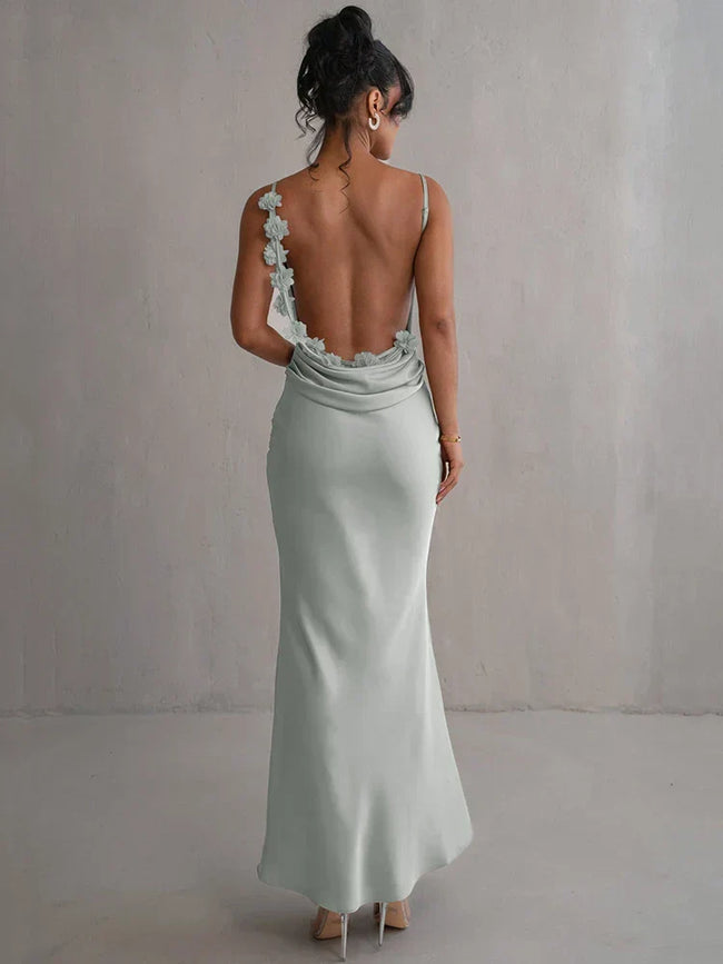 Sleeveless Maxi Dress with an Open Back Main image